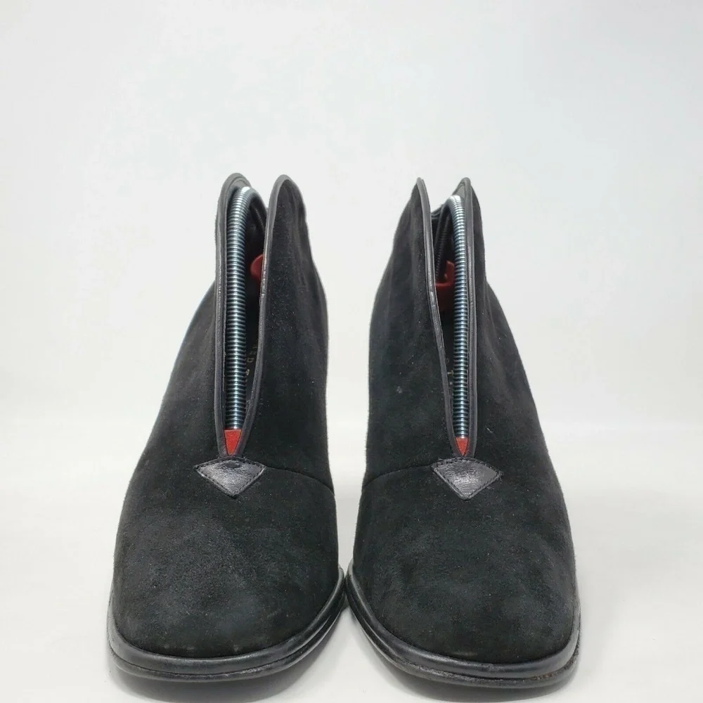 Richard Tyler Women's Black Suede Booties Heels